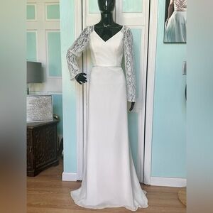 Size 10 Destination Wedding Dress Ivory Gown Bridal Lace Sleeves Reception